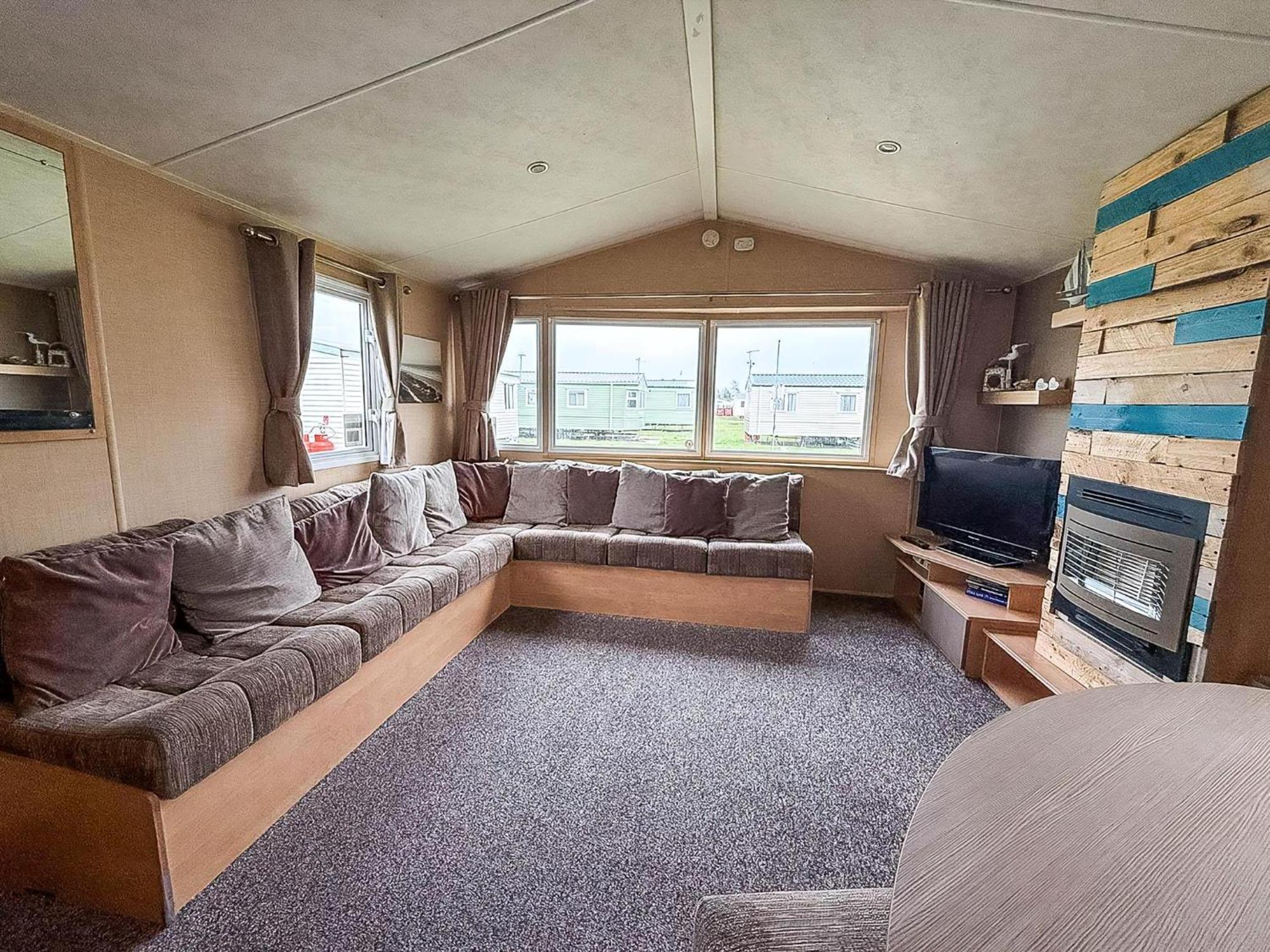 Lovely 8 Berth Caravan At California Cliffs Holiday Park In Norfolk Ref 50053C Great Yarmouth Exterior foto